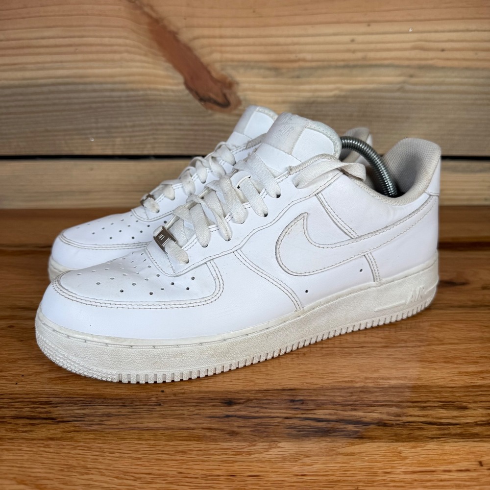 Nike Air Force 1 Low Triple White Men's 10 Leather Sneakers 315122-111
